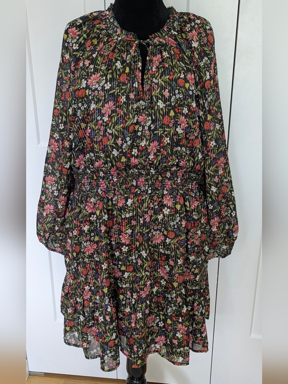 Old Navy Waist-Defined Floral Shine Boho Tie Neck Ruffled Mini Dress Sz XXL Euc - Picture 4 of 14